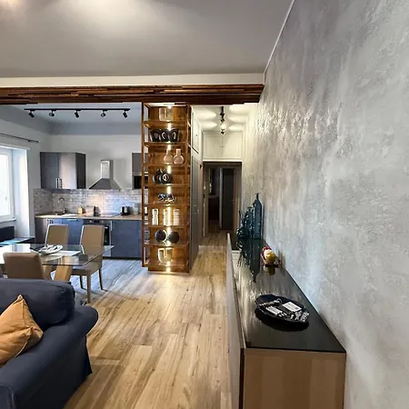 Spqr Luxury Appartments - Piramide Apartman